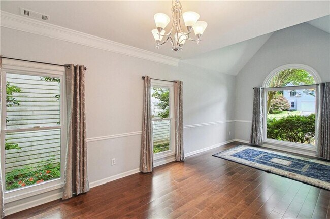 Foto del edificio - 2979 Rosebrook Dr