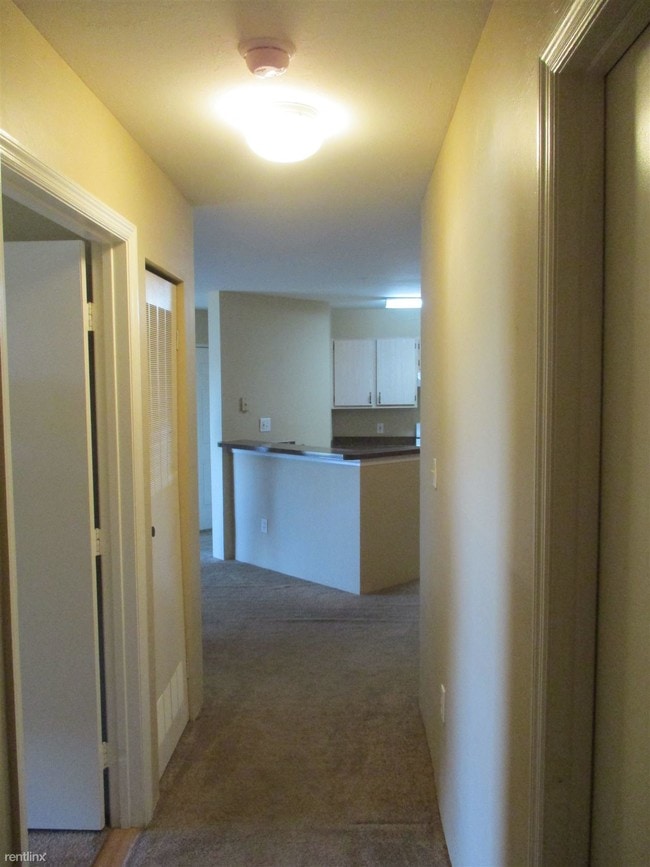 Building Photo - 10700 Clear Lake Loop