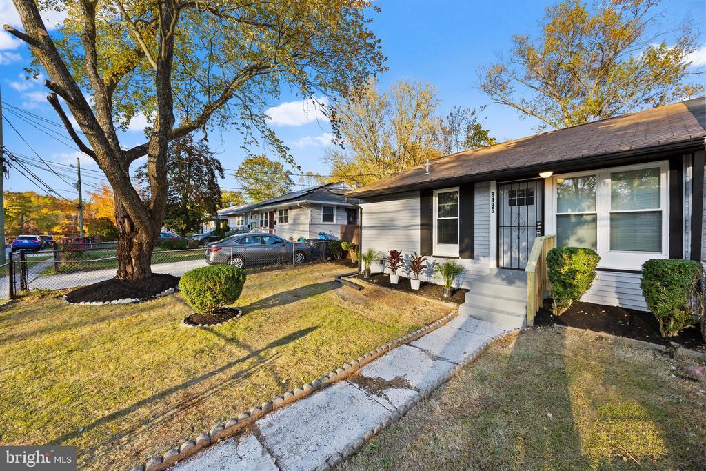 Foto principal - 8135 Allendale Dr