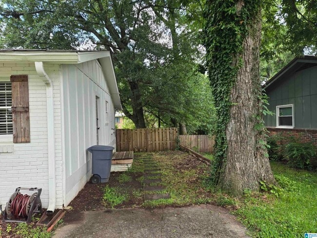 Foto del edificio - 109 Knoll Crest Dr