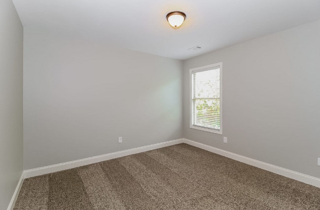 Building Photo - 368 Ashley Way