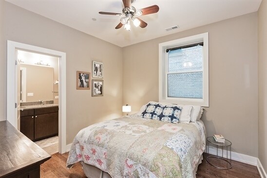 Foto del edificio - 2341 W Haddon Ave