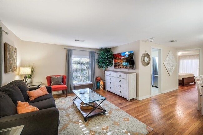 Building Photo - 4808 Woodhead St