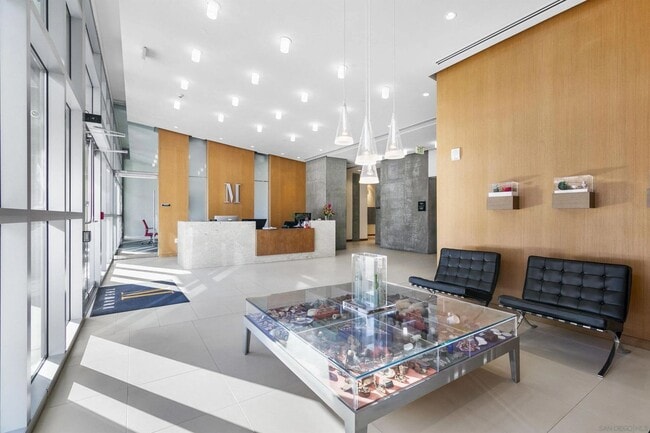 Foto del edificio - 800 The Mark Ln