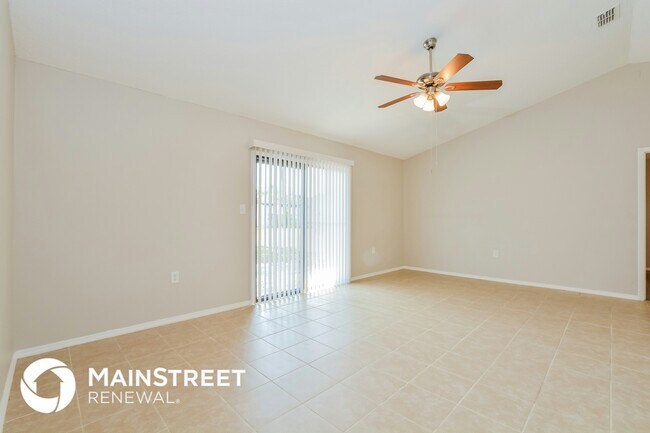 2931 Surf Dr Deltona FL 32738 - 2931 Surf Dr Deltona Fl Building Photo 