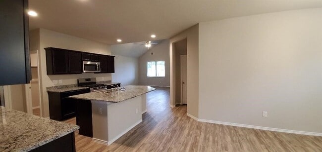 Building Photo - 7723 London Tower Ln