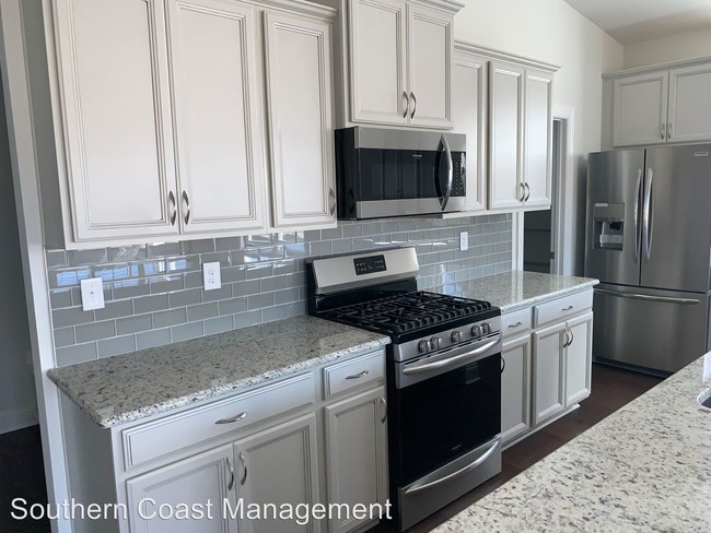 Foto del edificio - 3 br, 2 bath House - 144 Bucky Loop