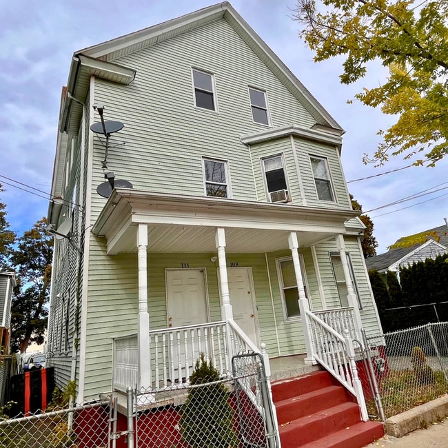 Building Photo - 109 Mitchell St