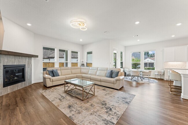 Building Photo - 21 Cassena Grove Pl