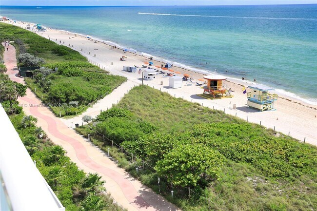 Foto del edificio - 6917 Collins Ave