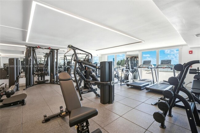 Foto del edificio - 345 Ocean Dr