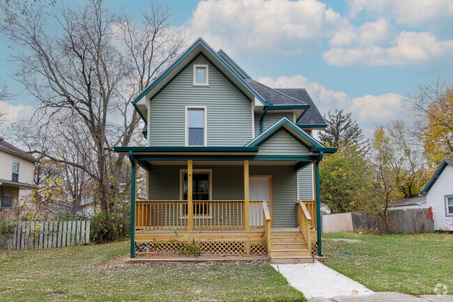Building Photo - 805 E Olive St