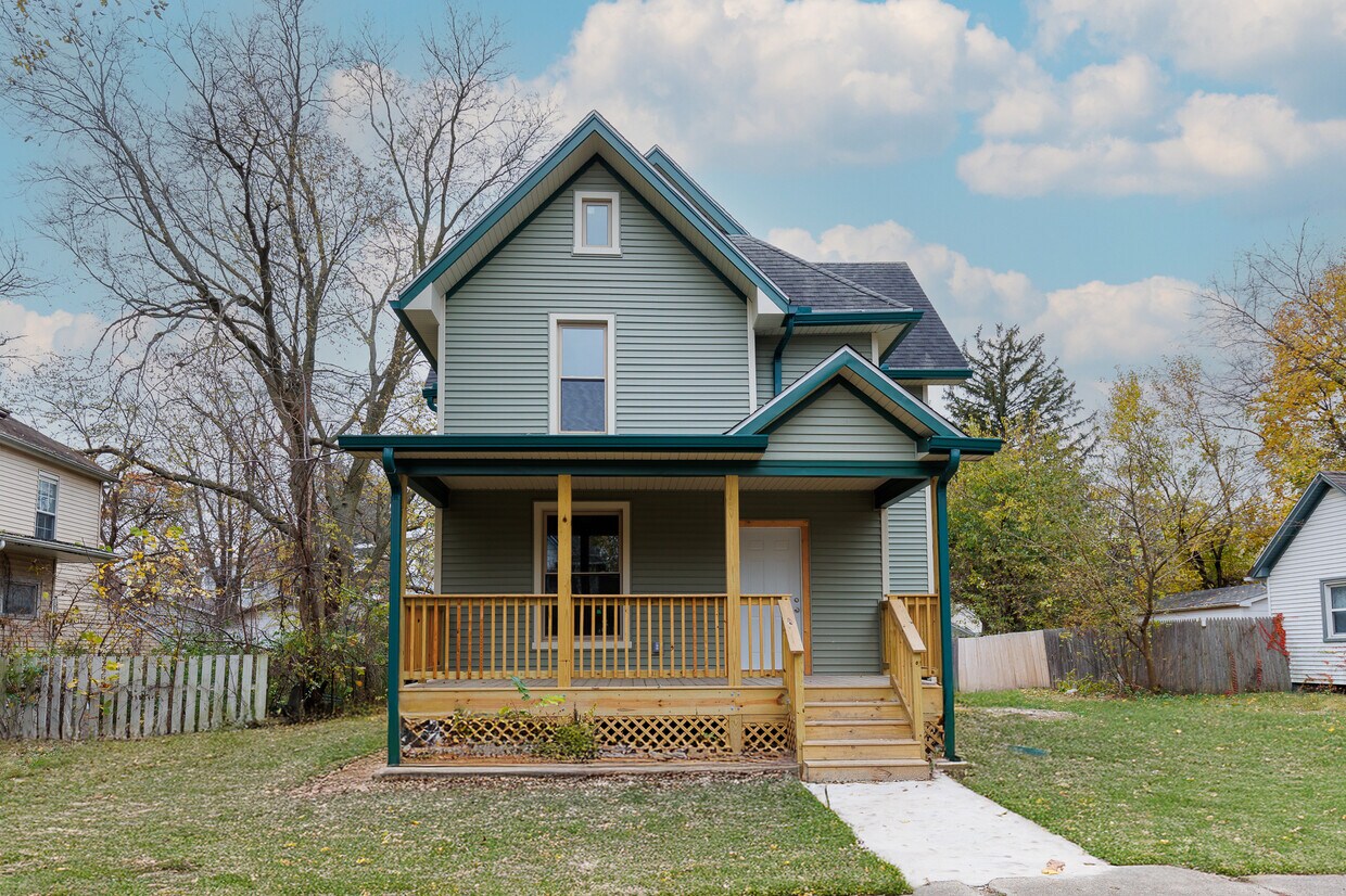 Foto principal - 805 E Olive St