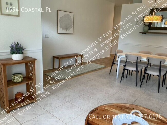 Foto del edificio - 1594 Coastal Pl
