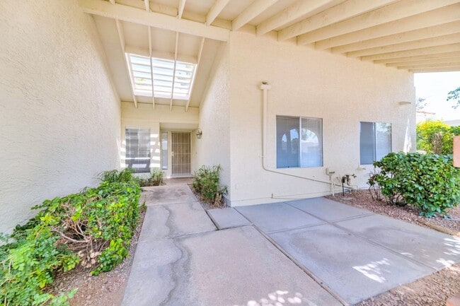 Building Photo - 8430 E San Marino Dr