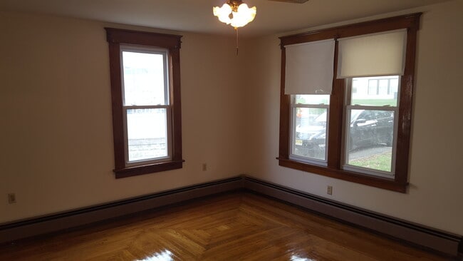 Living Room - 59 Park Ave