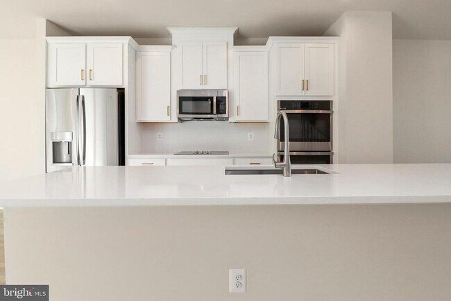 Building Photo - 2176 Glacier Rd