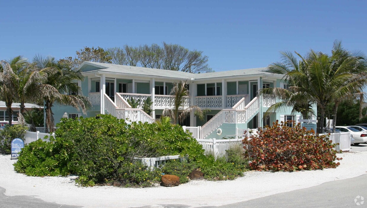Building Photo - Anna Maria Beach Place