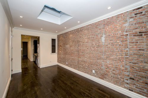 Foto principal - 523B E 85th St