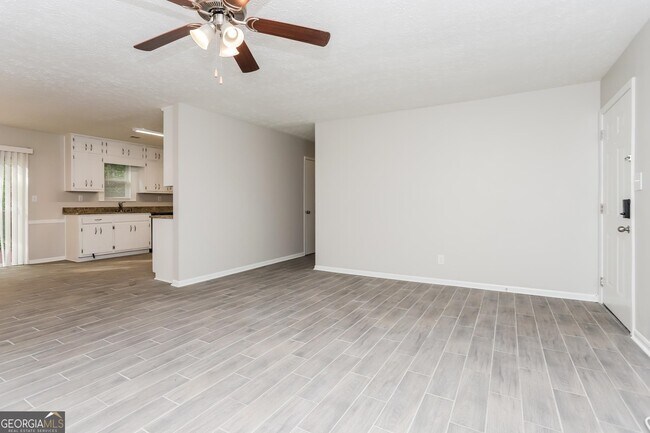 Building Photo - 5408 Rocky Pine Dr