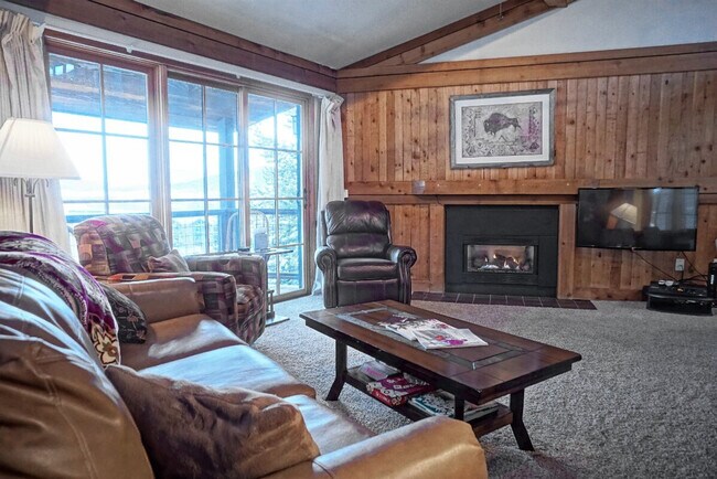 Foto del edificio - 2933 Mountaineer Cir