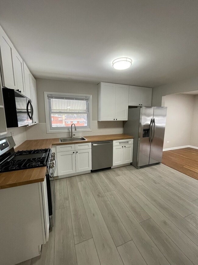 Foto del edificio - 7202 W Crain St