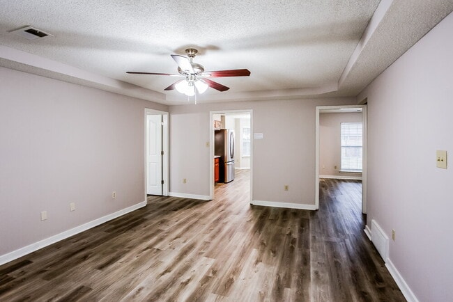 Foto del edificio - 7163 Windsor Dr
