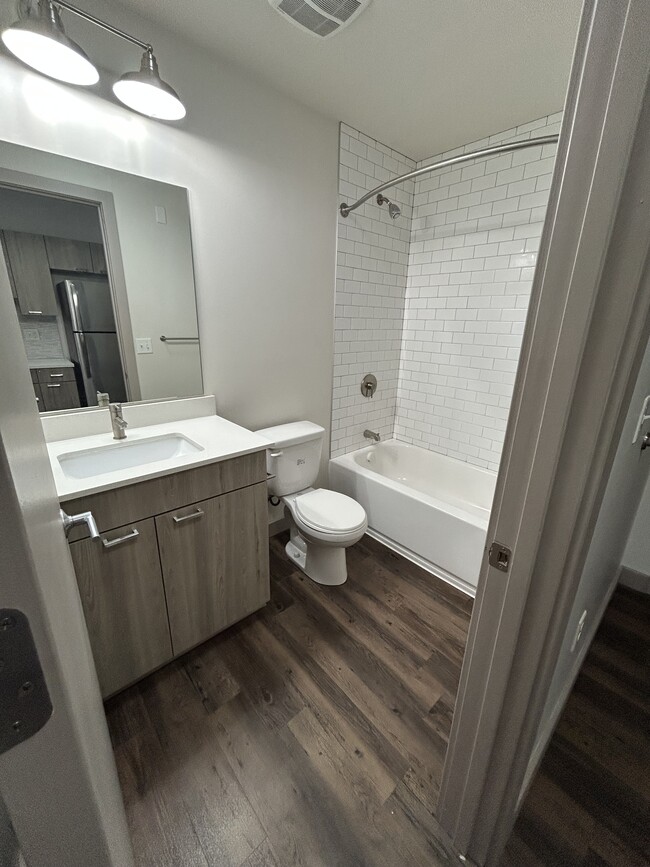 Baño - ReNew Wichita
