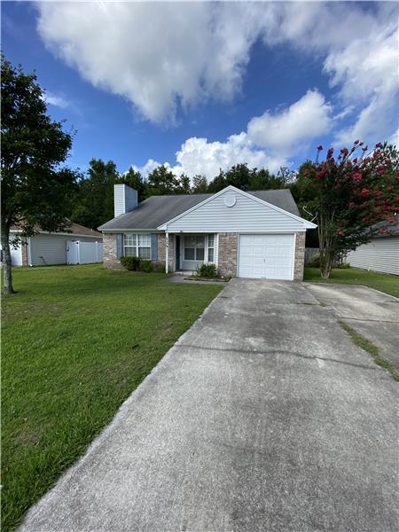 Building Photo - 11 Blue Gill Ln