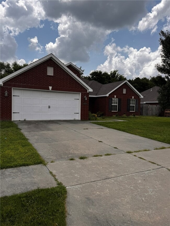 Building Photo - 11723 E Creek Ln