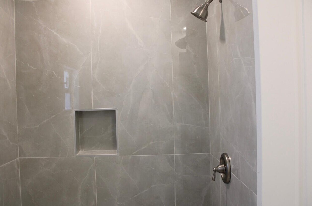 Foto principal - 5224 29th St Sw