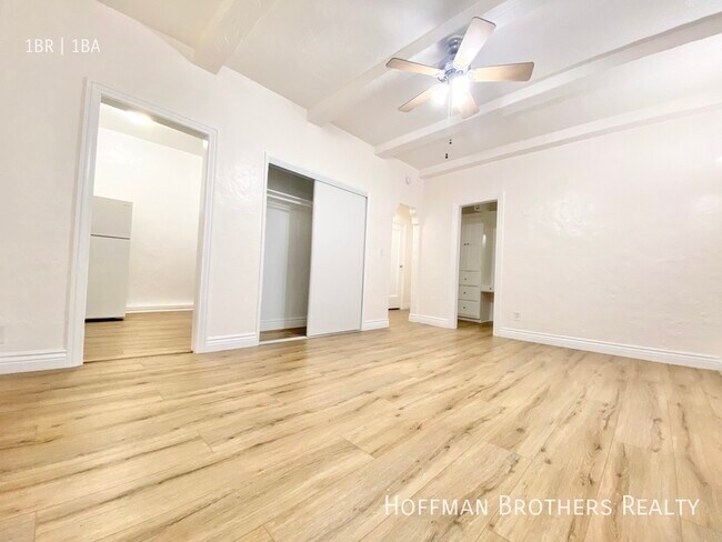 Foto del edificio - 706 Normandie Ave