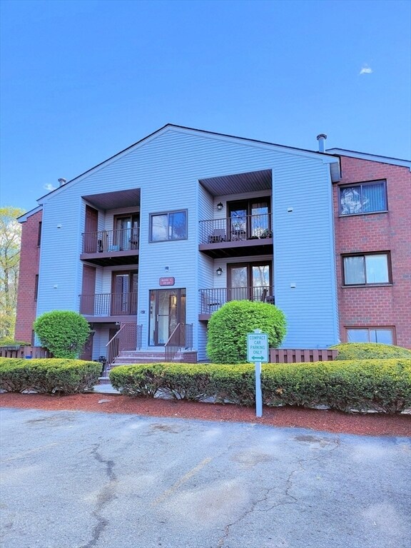 189 Littleton Rd Unit 64, Chelmsford, MA 01824 Condo for Rent in