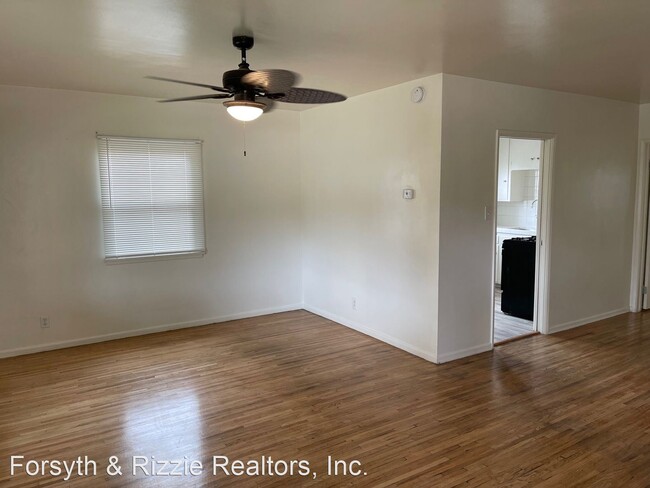 Building Photo - 2 br, 1 bath House - 211 Lynn Drive