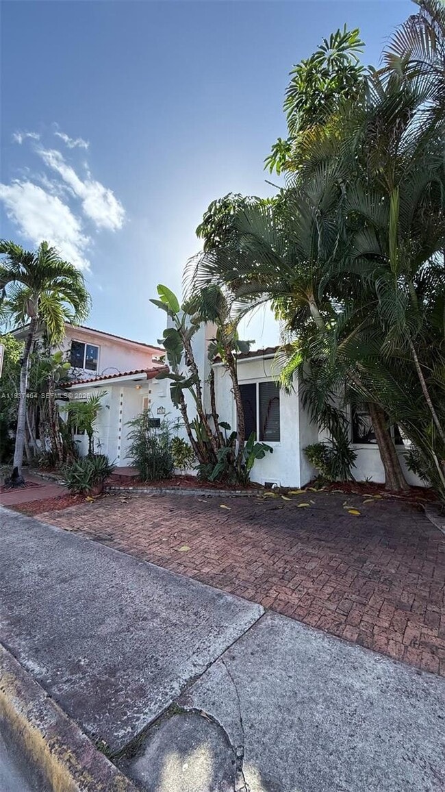 Foto del edificio - 630 79th St