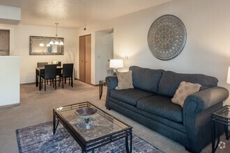 Interior Photo - Covington Square