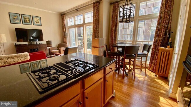 Foto del edificio - 7449 Carriage Hills Dr