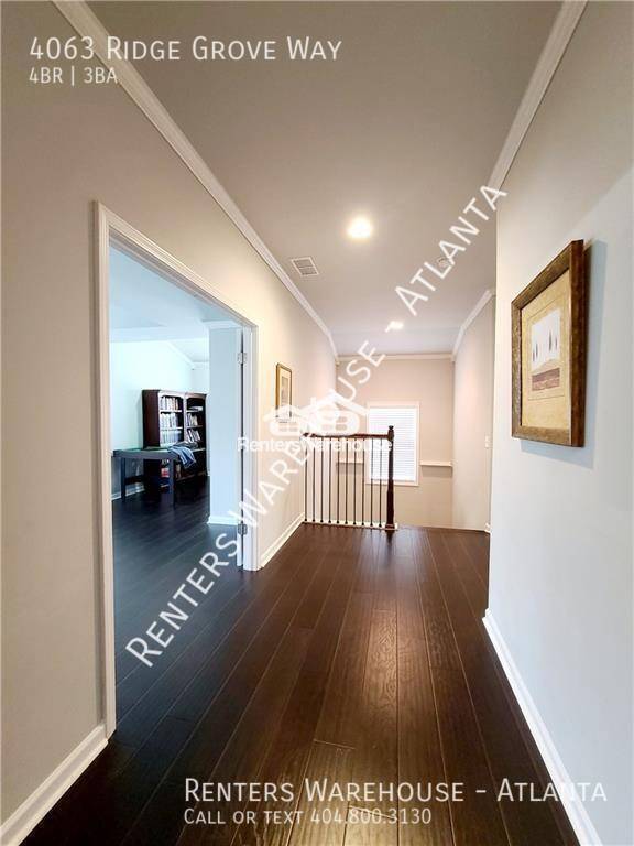 Building Photo - Spacious Home in a gated community