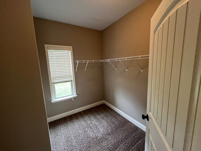 Foto del edificio - Located in Wrenwood Subdivision!!