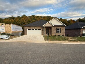 Building Photo - 155 Quiet Stroll Ln