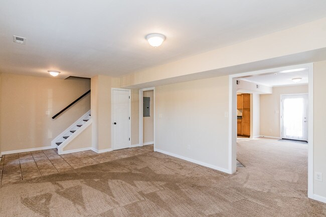 Building Photo - 704 Cahaba Manor Dr