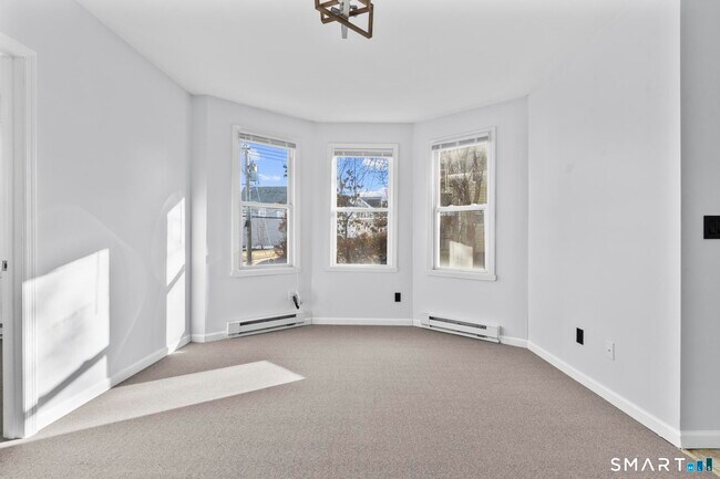 Foto del edificio - 1380 Bank St