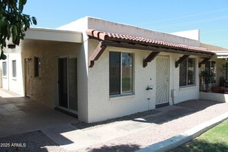 Building Photo - 2229 N Recker Rd