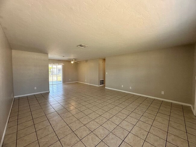 Photo - 4946 Viceroy Ct Apartment