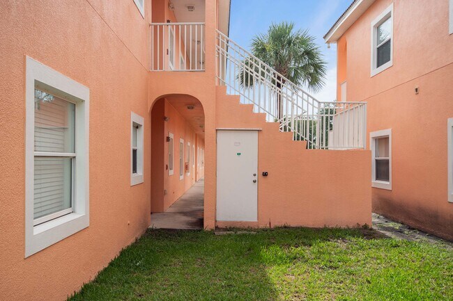 Building Photo - 2097 Hidden Grove Ln