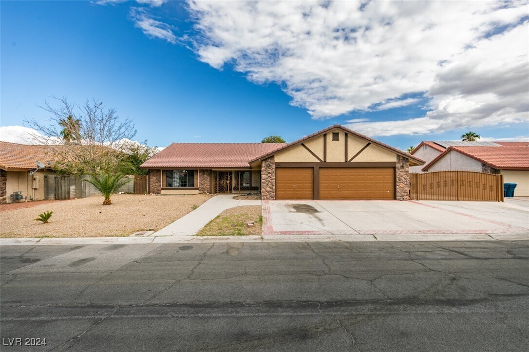 3407 Bristlecone St, Las Vegas, NV 89146 House Rental in Las Vegas