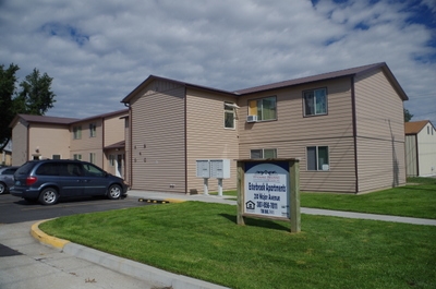 Primary Photo - Esterbrook Apartments