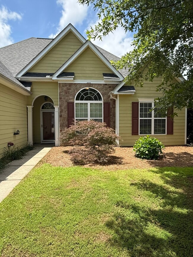 Front View - 367 Stillwood Dr