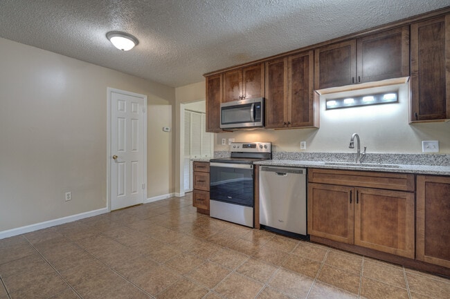 Foto del edificio - 135 Clover Valley Cir