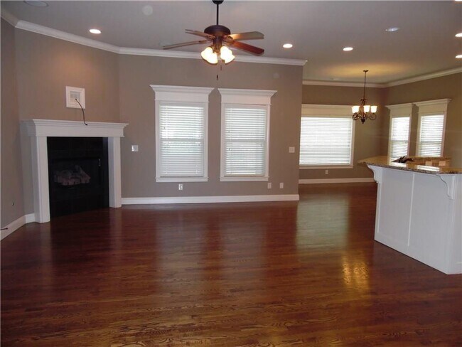 Foto del edificio - 6304 S 58th St